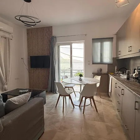 Apartment Sea Opera A1 Kamena Vourla